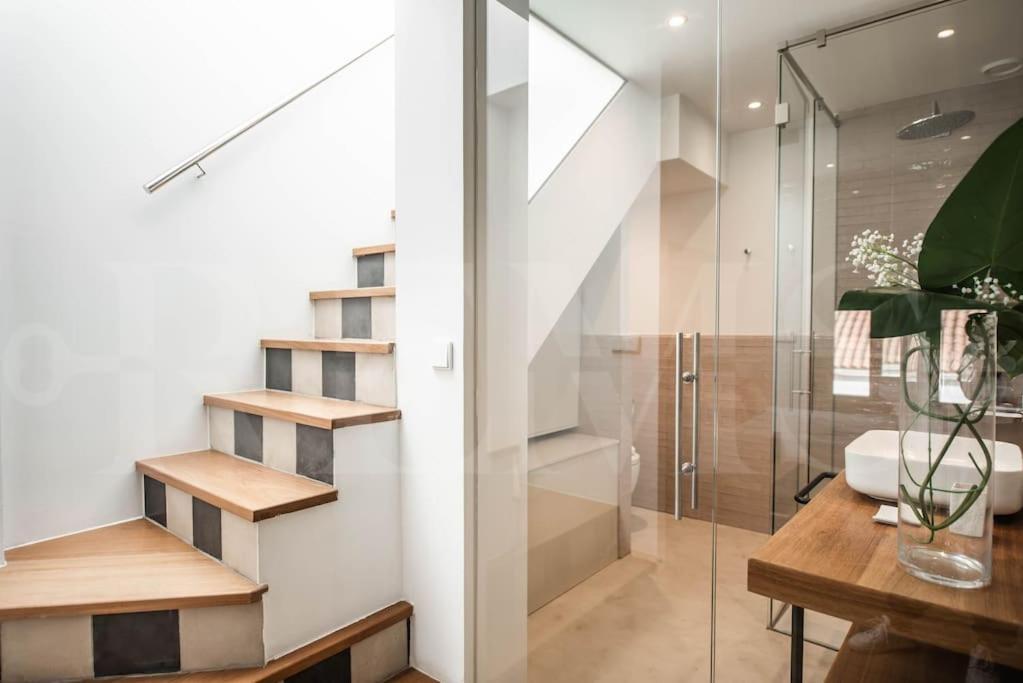 Penthouse Suite With Rooftop In The Heart Of Malaga By Rems Exterior photo